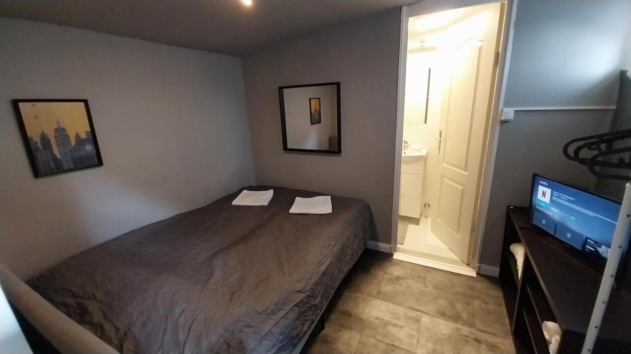 Hi-Bp Garden City Batsanyi Tiny House Near The City Train With Free Parking Budapest Luaran gambar